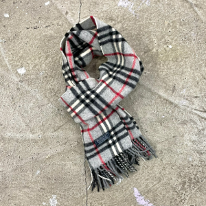 90&#039;s Burberrys Lambswool Scarf (Made in ENGLAND)