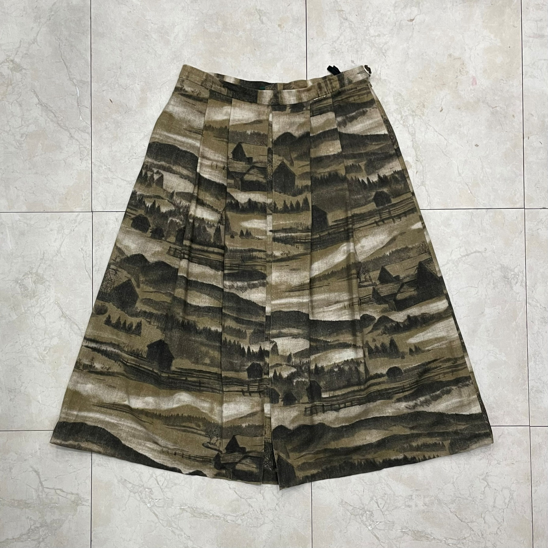 Geiger Wool Skirt (Made in AUSTRIA) - 44